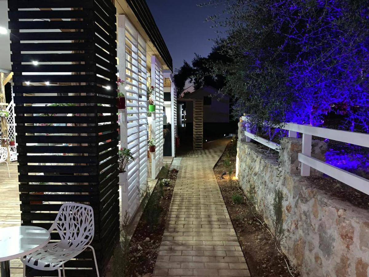Albanian Garden 호텔 Gjilek 외부 사진